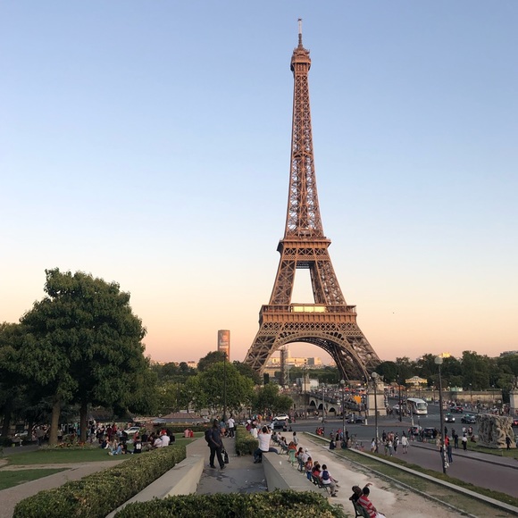 Meet your Posher, Kamila - Picture 2 of 3